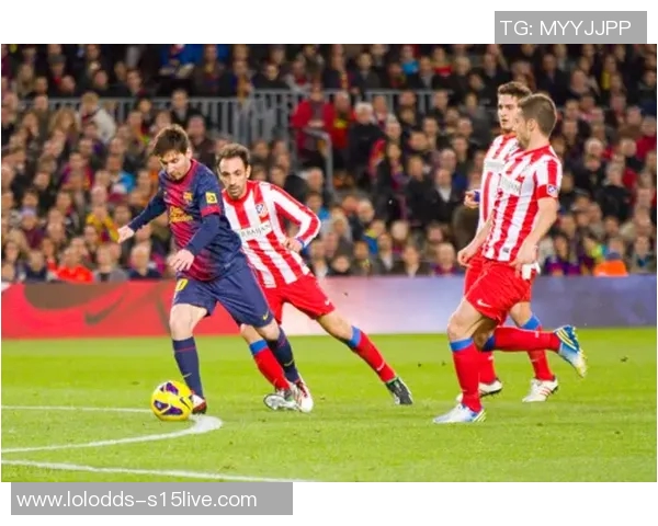 意甲激战巴萨逆转里昂绝杀时刻点燃全场激情