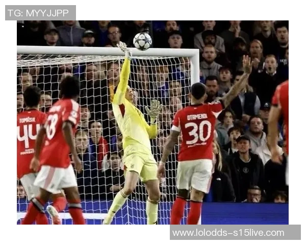 本菲卡逆袭阿森纳3-0胜利绝杀瞬间成历史冷门引发全场狂欢