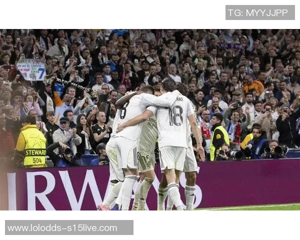 中超赛场惊现历史冷门皇马逆转那不勒斯乌龙球引发全场狂欢