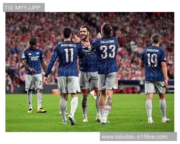 足总杯激战曼城与巴黎圣日耳曼战平红牌事件引发全场热议 足总杯激战曼城与巴黎圣日耳曼战平红牌事件引发全场热议