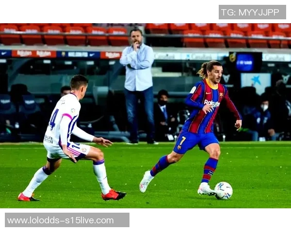 西甲激战那不勒斯3-0巴萨引发争议判罚全场沸腾