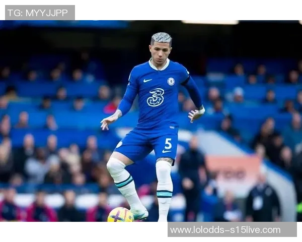 世界杯精彩对决那不勒斯逆转本菲卡乌龙球成比赛转折点分析