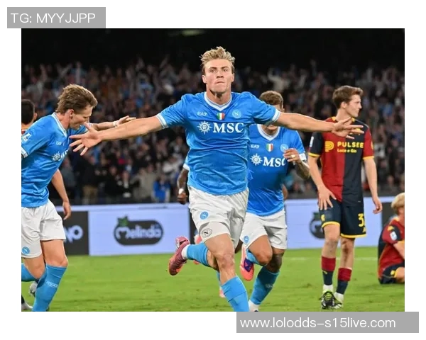 友谊赛精彩回顾：那不勒斯与曼联战成平局点球大战引发转会热议